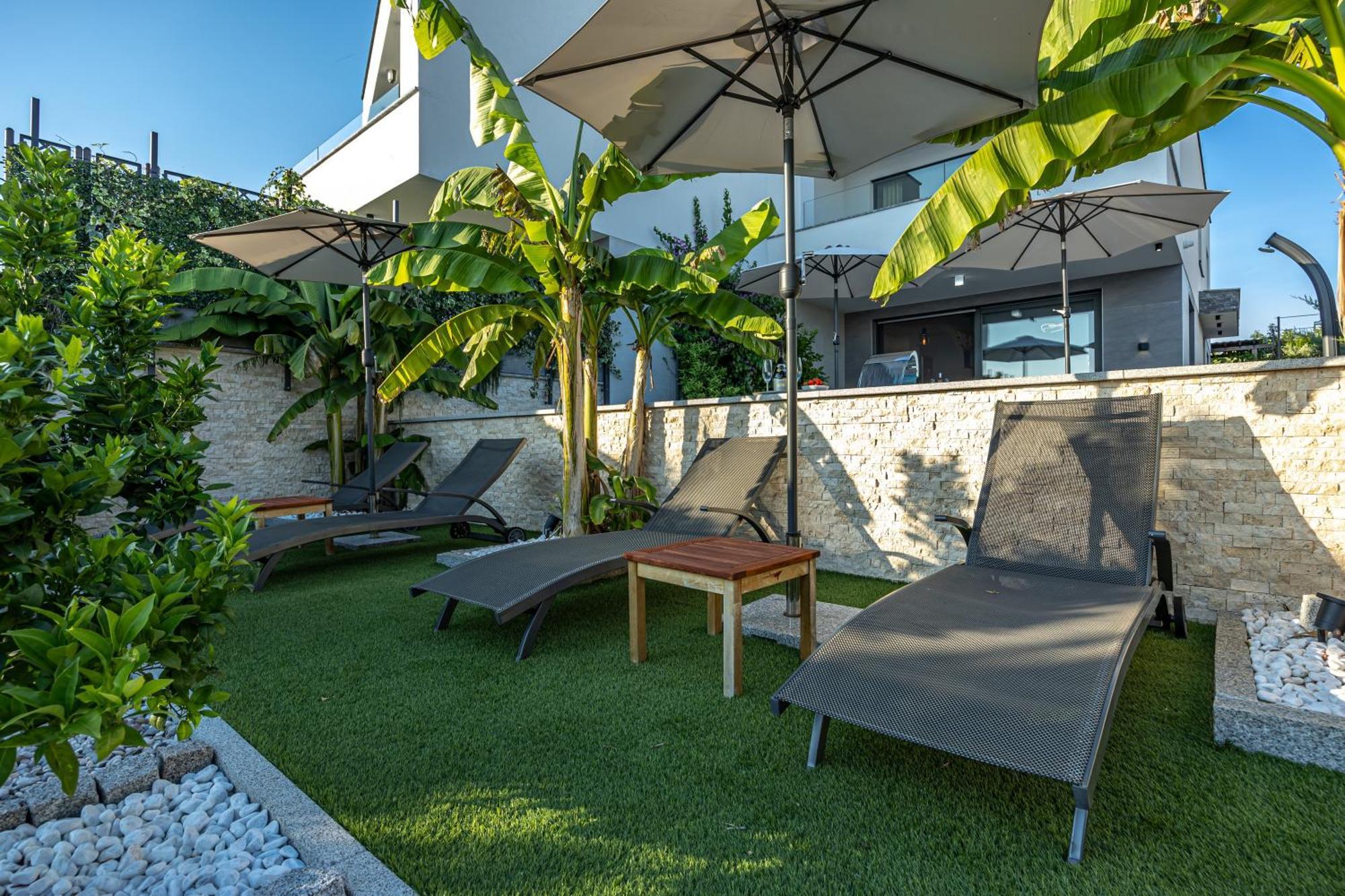 Luxury Villas White Sails Pinezići Εξωτερικό φωτογραφία