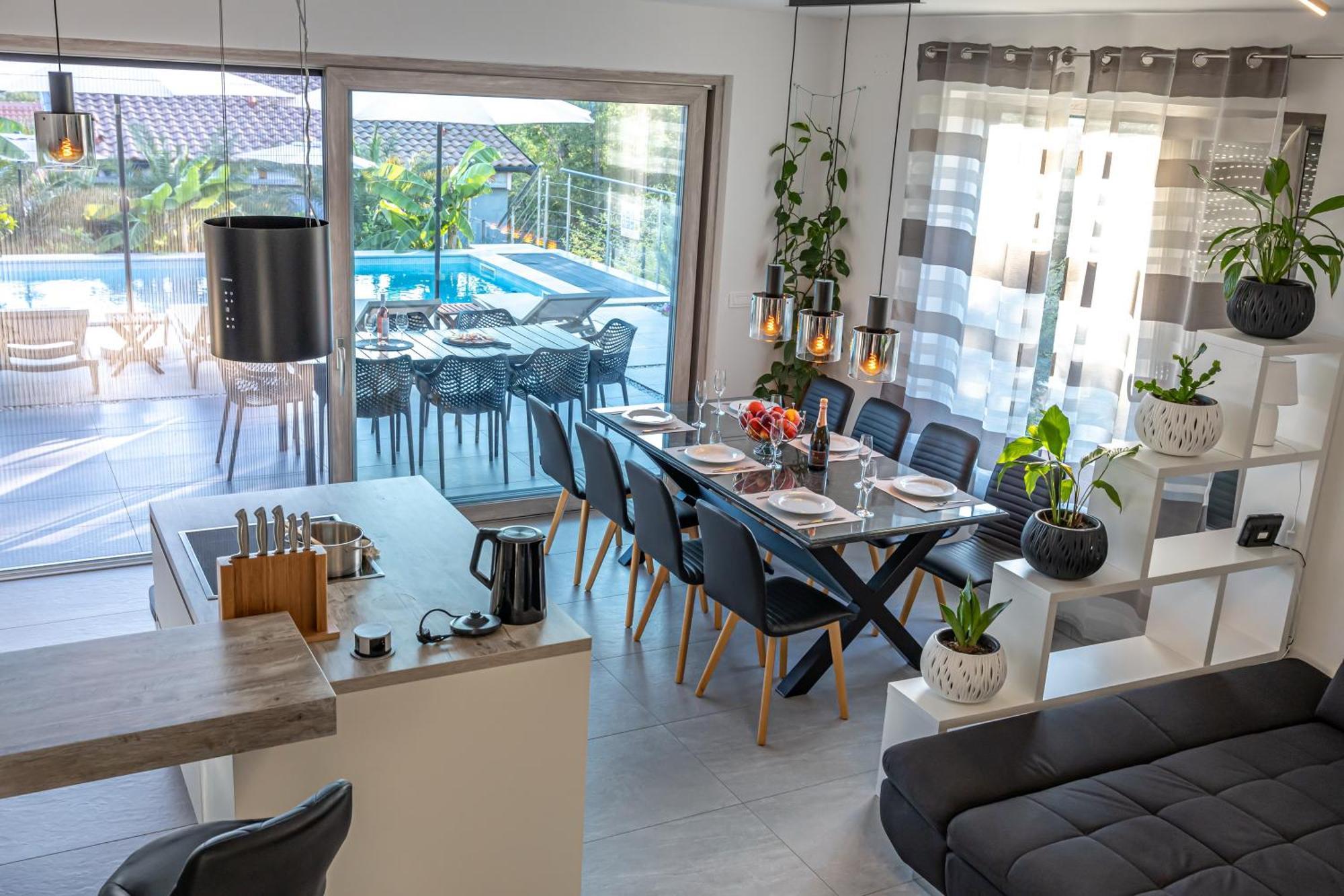 Luxury Villas White Sails Pinezići Εξωτερικό φωτογραφία
