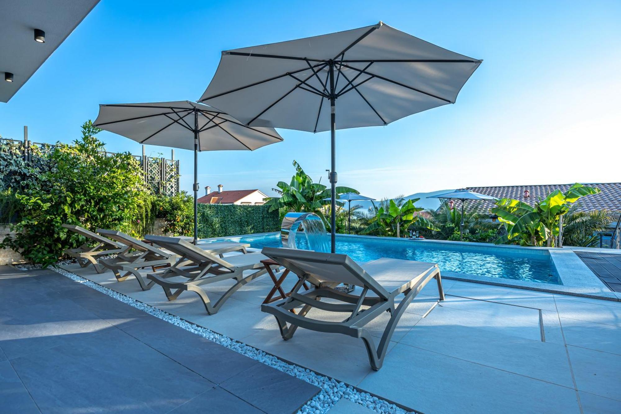 Luxury Villas White Sails Pinezići Εξωτερικό φωτογραφία