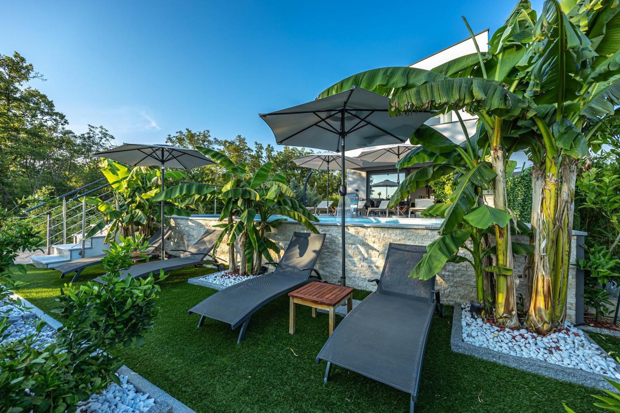 Luxury Villas White Sails Pinezići Εξωτερικό φωτογραφία